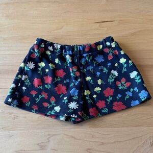 The Beaufort Bonnet Company Girls Shipley Navy Floral and Strawberry Shorts 3T 🍓